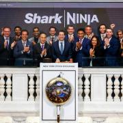 Ross (front row, extreme left) as executives and guests of SharkNinja ring the iconic opening bell to celebrate the company’s NYSE listing.