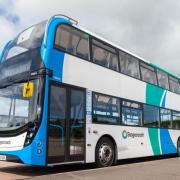 Concerns over bus services in Dunfermline will be raised in a meeting with Scottish Transport Minister Fiona Hyslop.