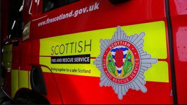 Firefighters were called to a property in Tuke Street, Dunfermline on Tuesday evening.