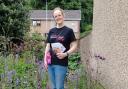 A Dunfermline Slimming World consultant is fundraising for Cancer Research UK this May and June.