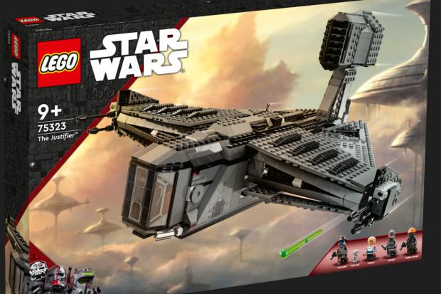 Dunfermline Press: LEGO® Star Wars™ The Justifier™. Credit: LEGO