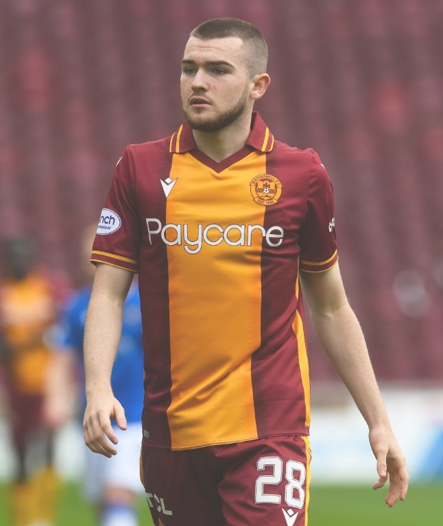 Dunfermline Athletic land Motherwell forward on loan deal