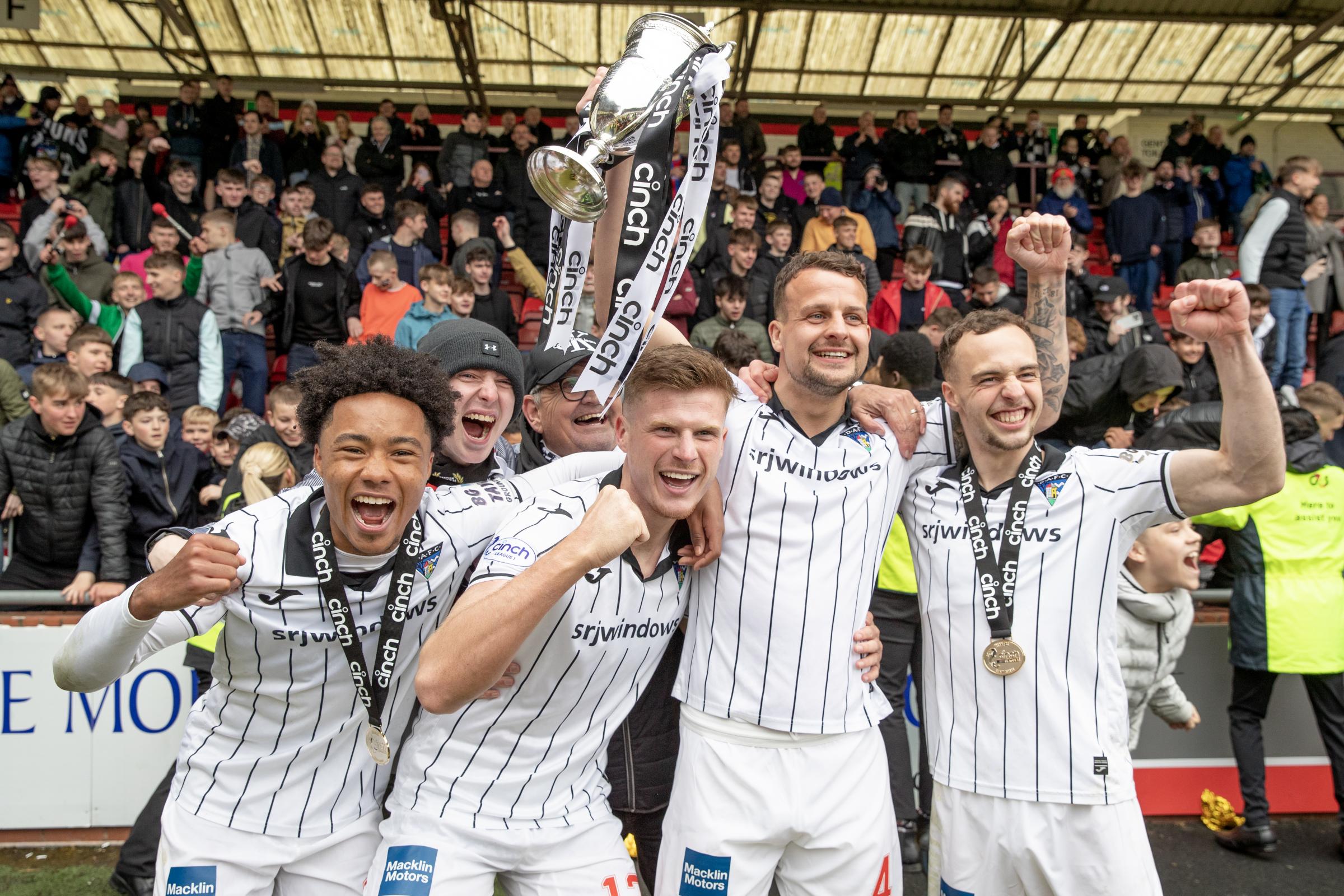 Dunfermline: Captain Kyle Benedictus on League One title win