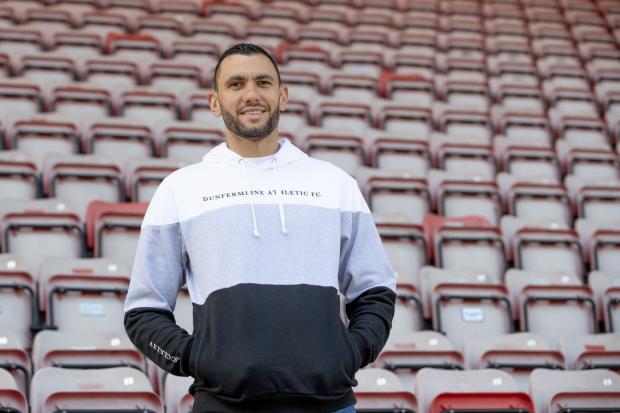 Deniz Mehmet has signed a new contract with Dunfermline.