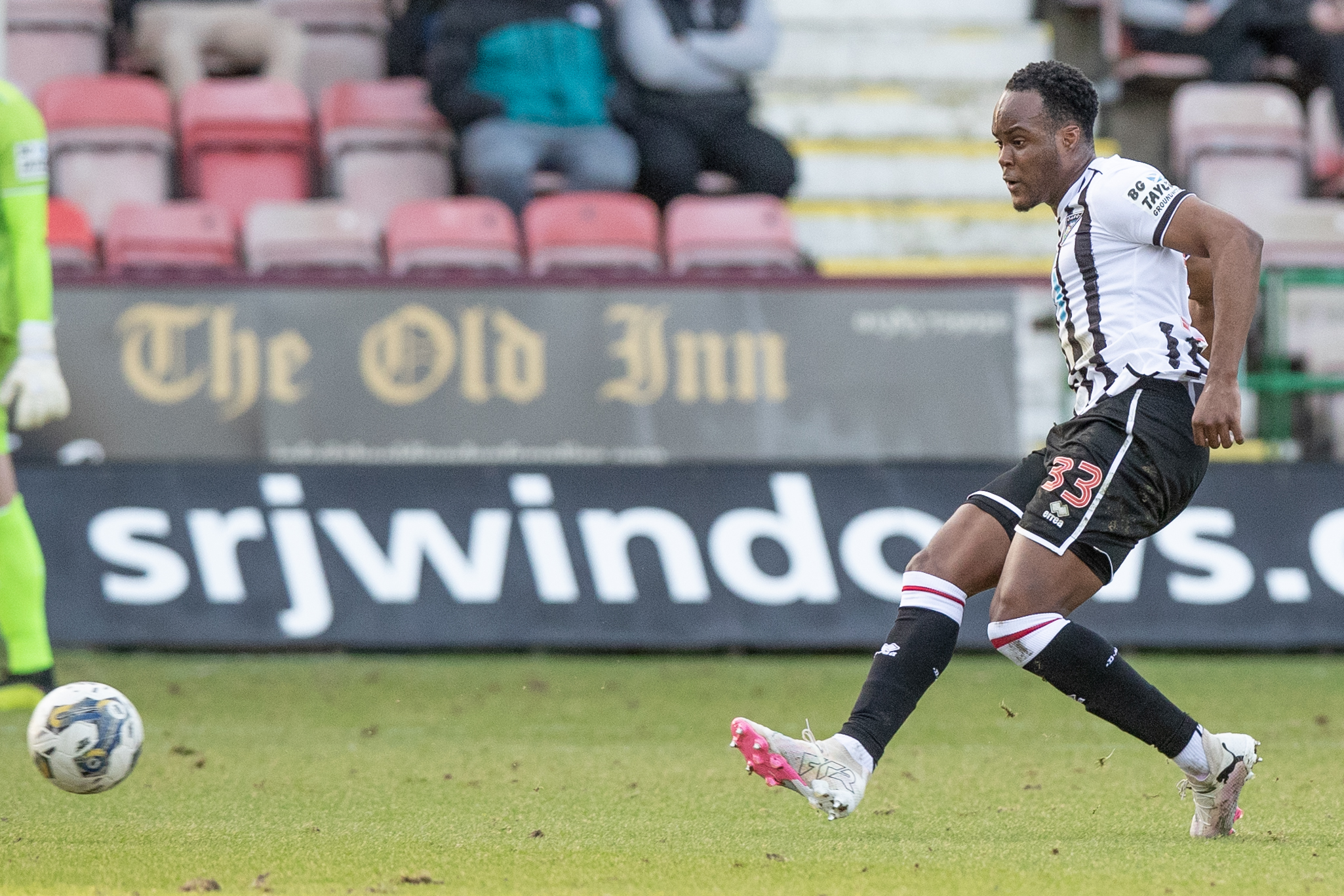 Dunfermline: Xavier Benjamin on Cardiff loan move and Fulham grounding