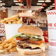 Burger chain Five Guys have plans to open a new restaurant in Dunfermline.