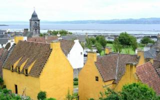 Culross Townhouse and Bessie's Cafe will open over the winter until December 11.